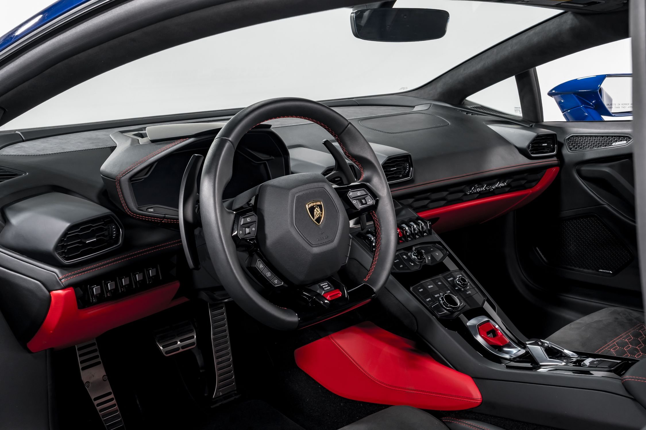 used 2019 Lamborghini Huracan LP610-4 Coupe car, priced at $239,999