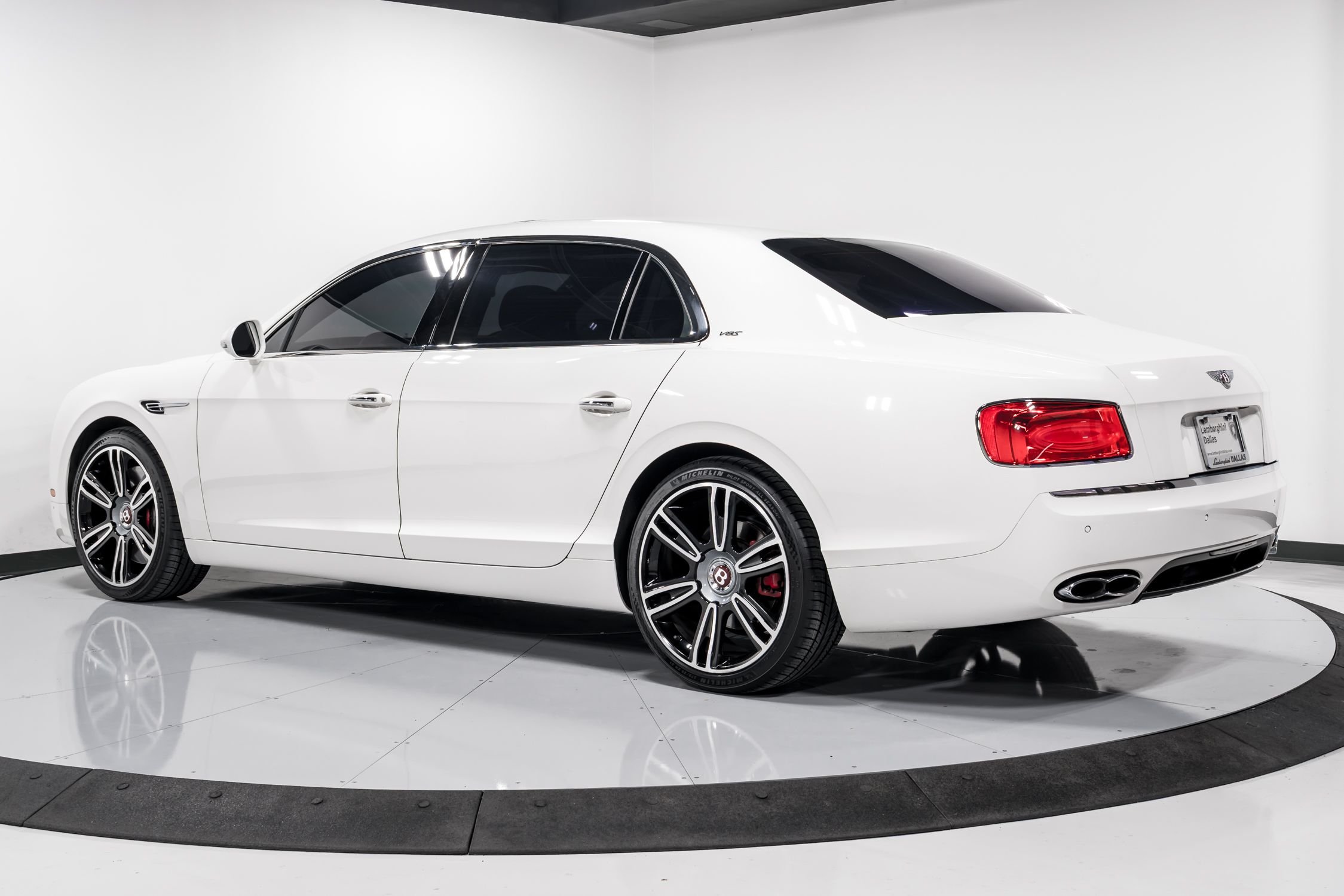 used 2018 Bentley Flying Spur V8 car, priced at $99,999
