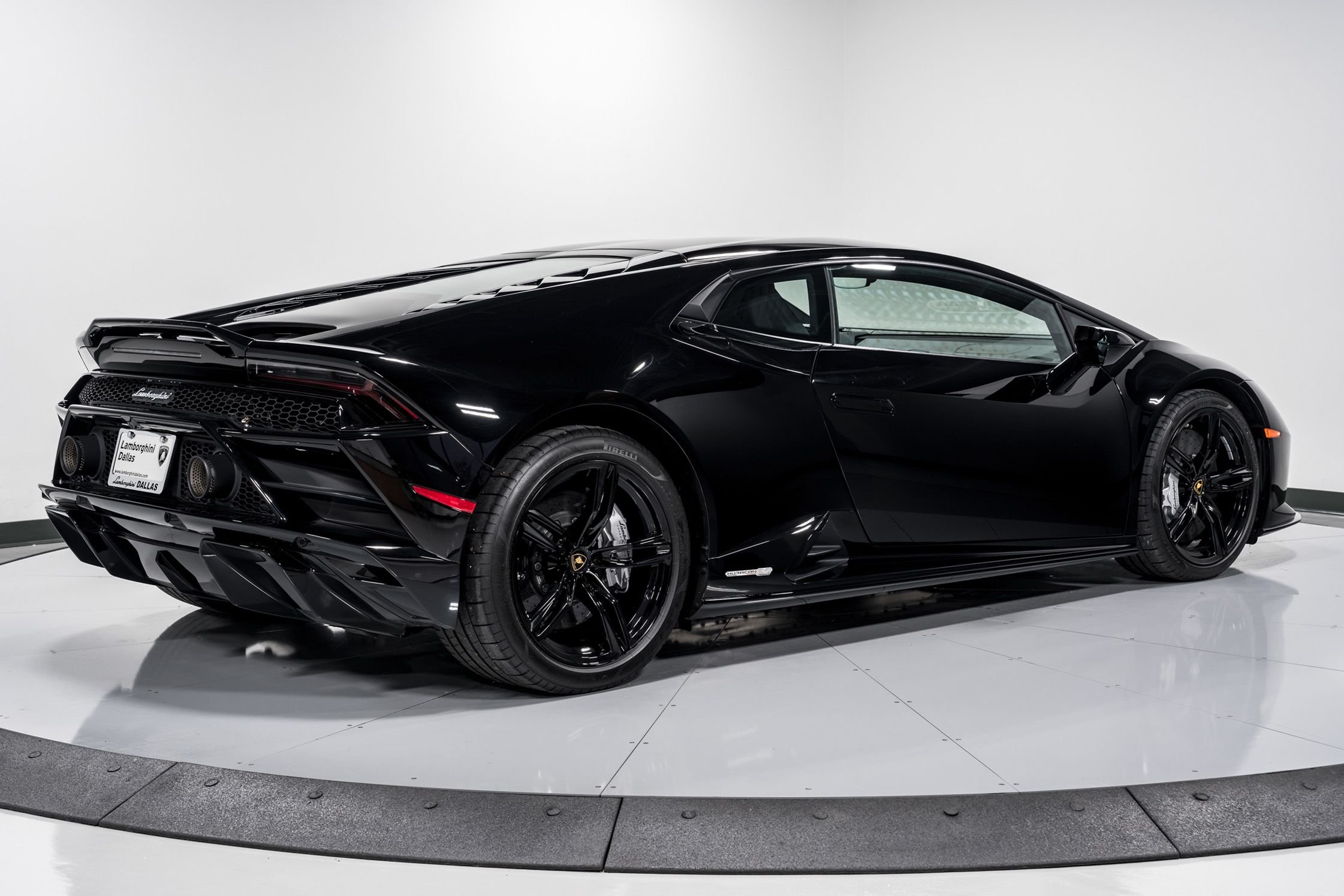 used 2020 Lamborghini Huracan EVO Coupe RWD car, priced at $259,999