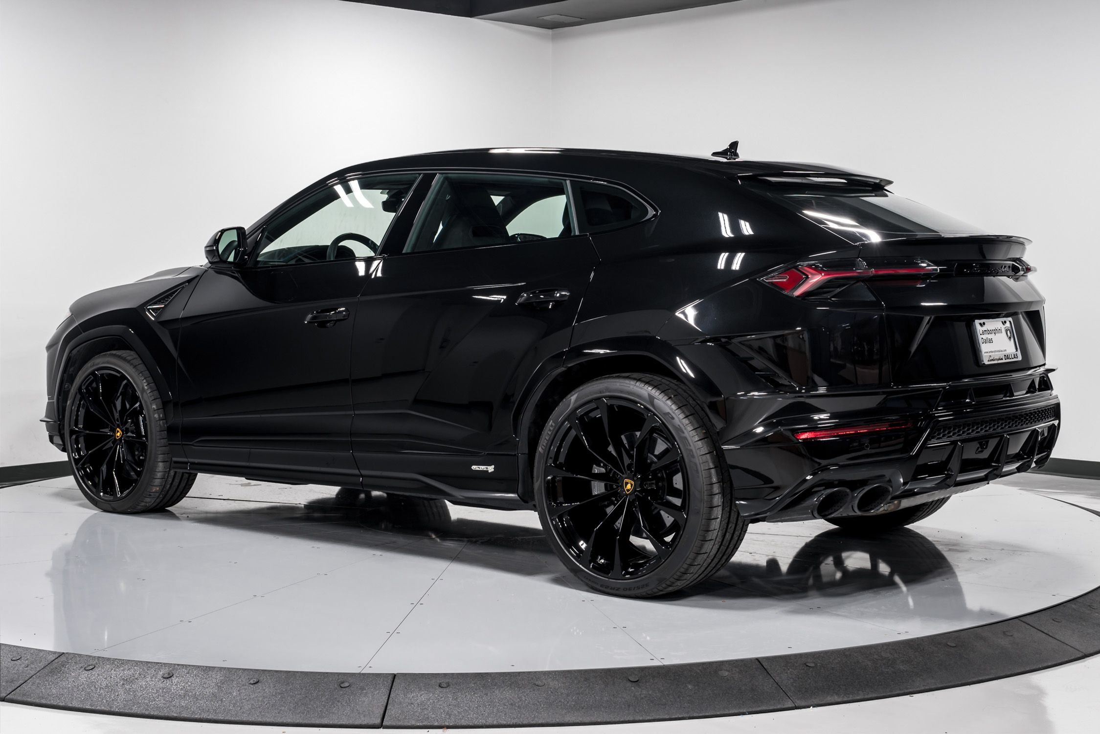 used 2023 Lamborghini Urus S car, priced at $264,999