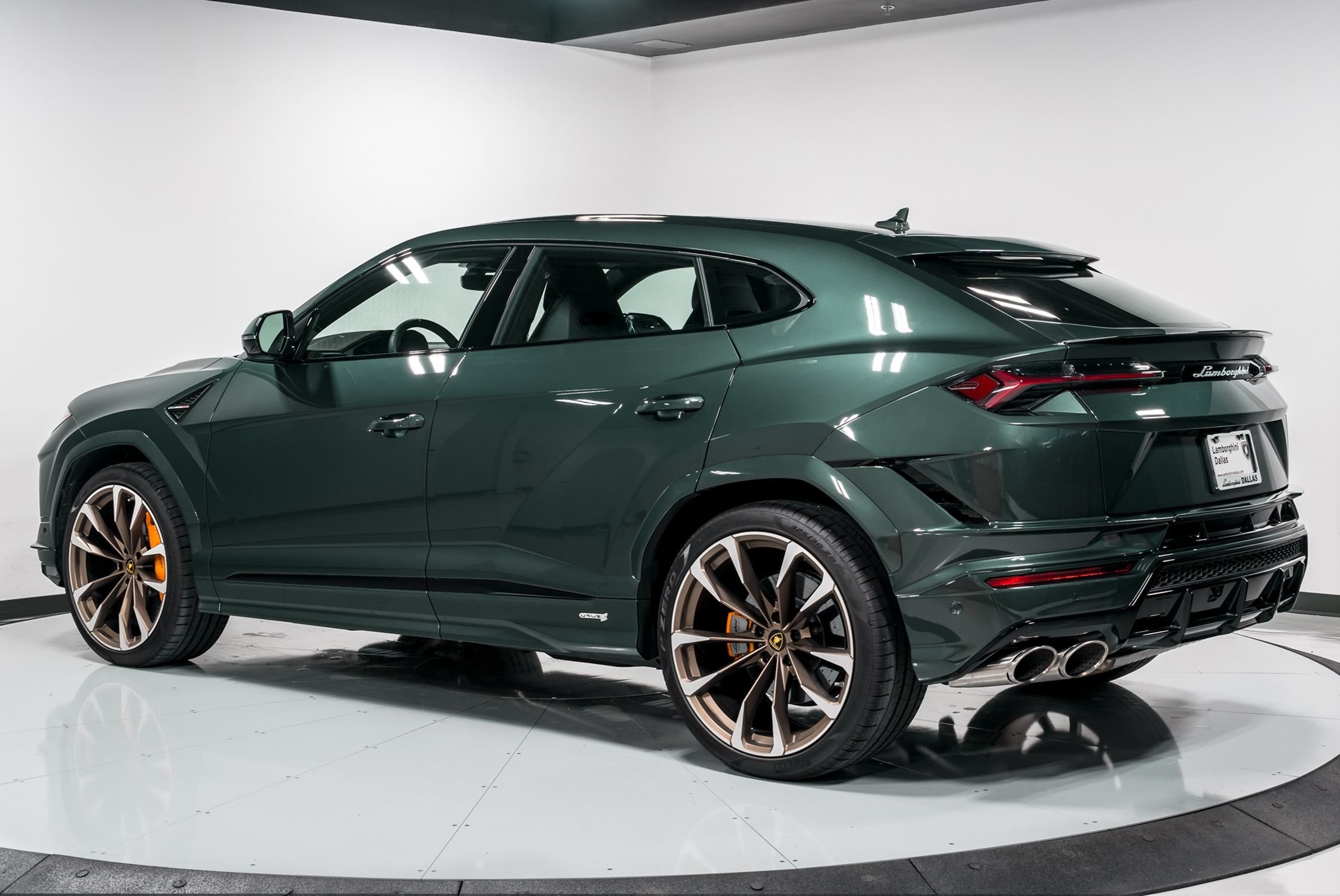 used 2024 Lamborghini Urus S car, priced at $294,999