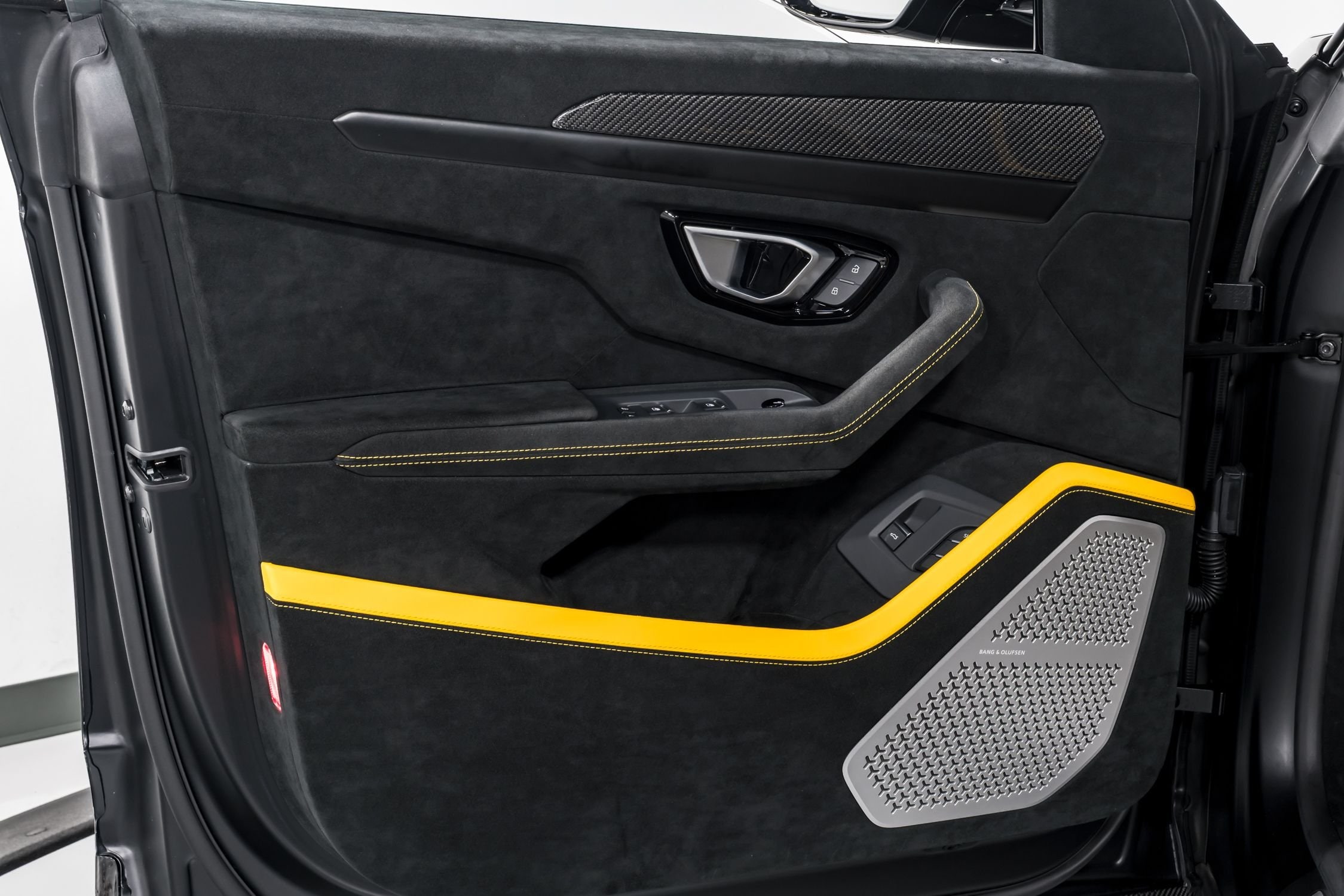 used 2024 Lamborghini Urus Performante car, priced at $319,999