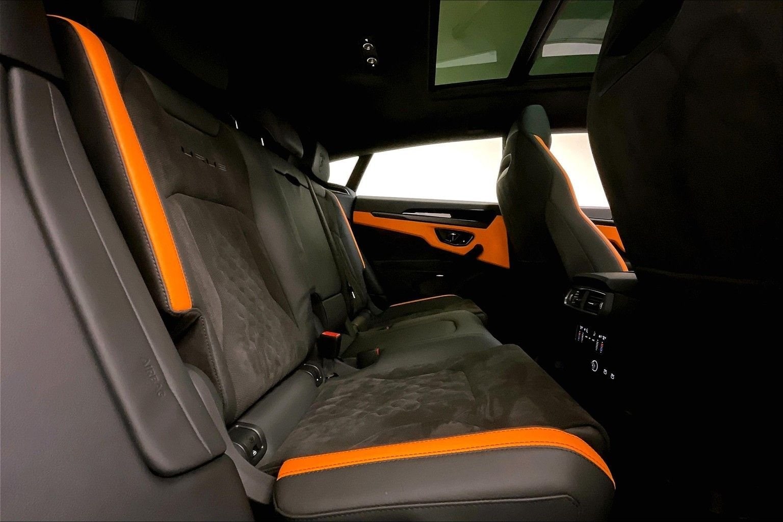 used 2023 Lamborghini Urus Performante car, priced at $249,991