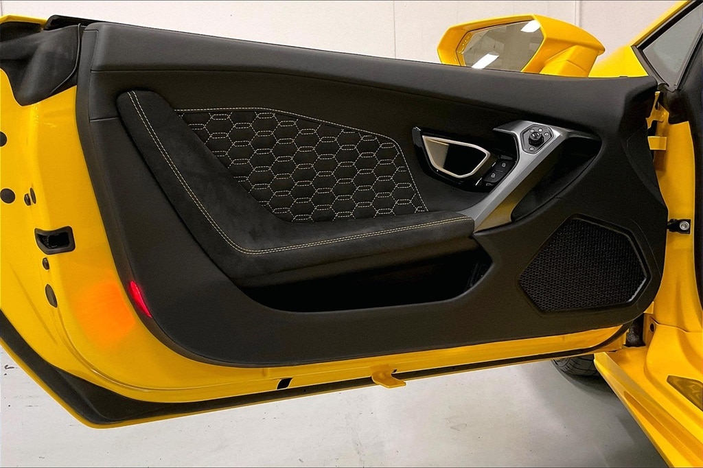 used 2018 Lamborghini Huracan car, priced at $219,991