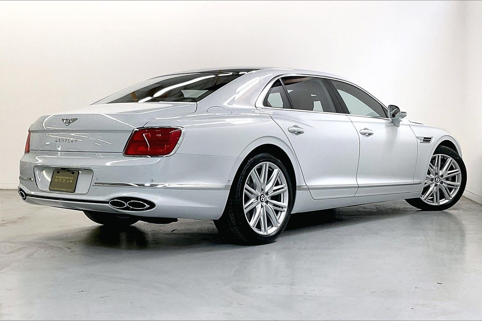 used 2023 Bentley Flying Spur V8 car, priced at $214,991