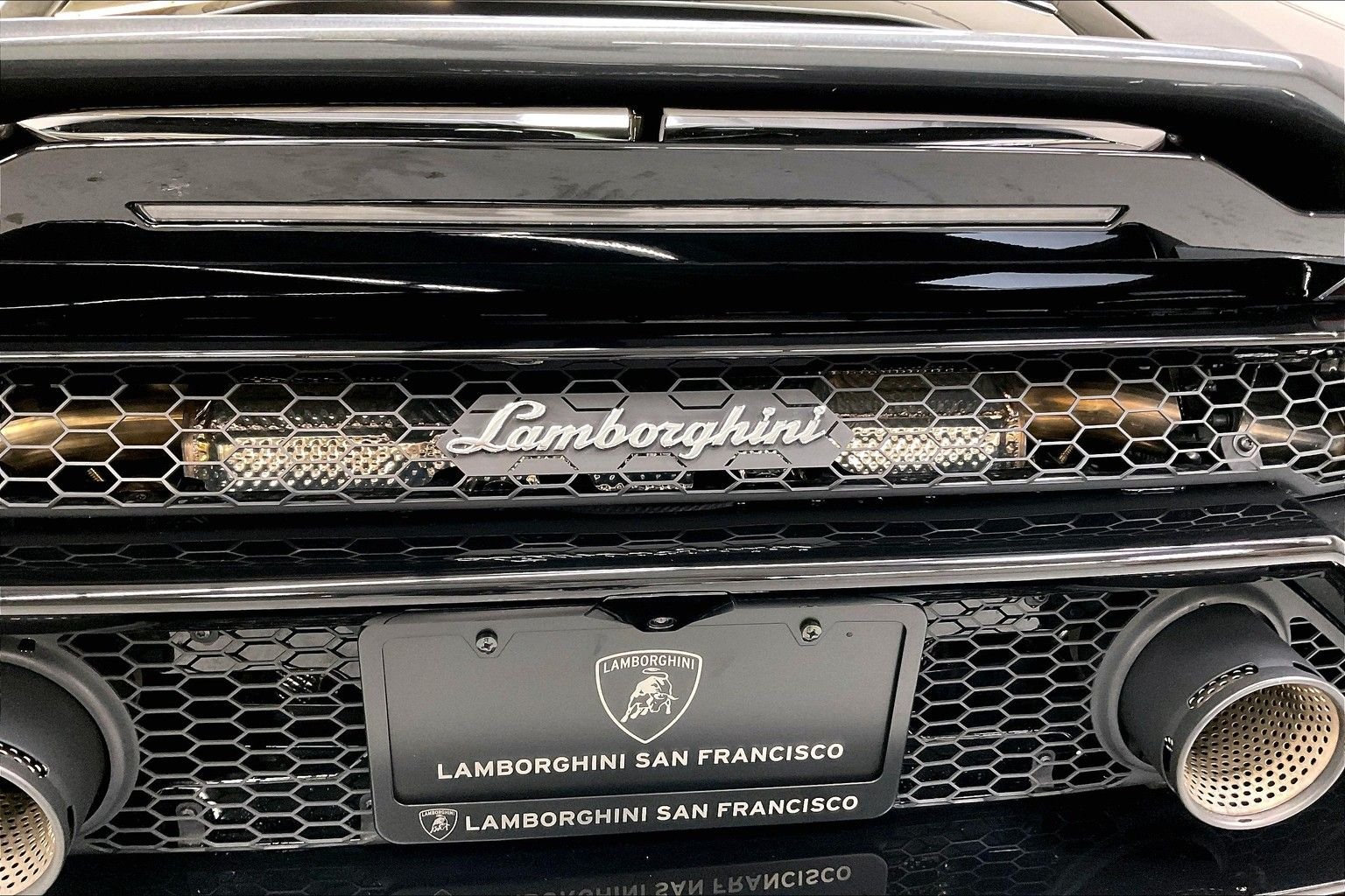 used 2021 Lamborghini Huracan EVO Coupe RWD car, priced at $269,991
