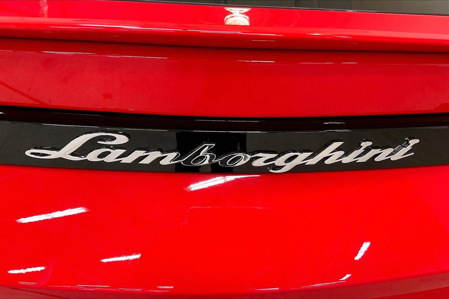 used 2020 Lamborghini Urus car, priced at $214,991