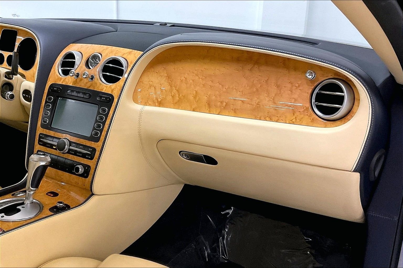 used 2010 Bentley Continental GTC Speed car, priced at $54,991