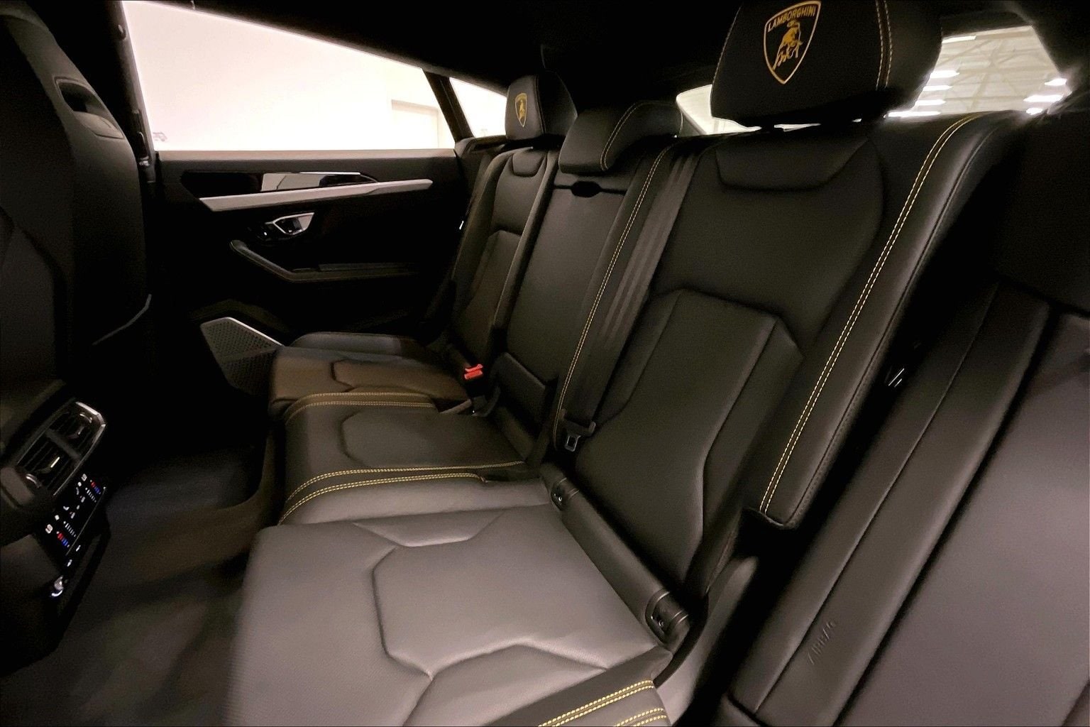 used 2021 Lamborghini Urus car, priced at $214,991