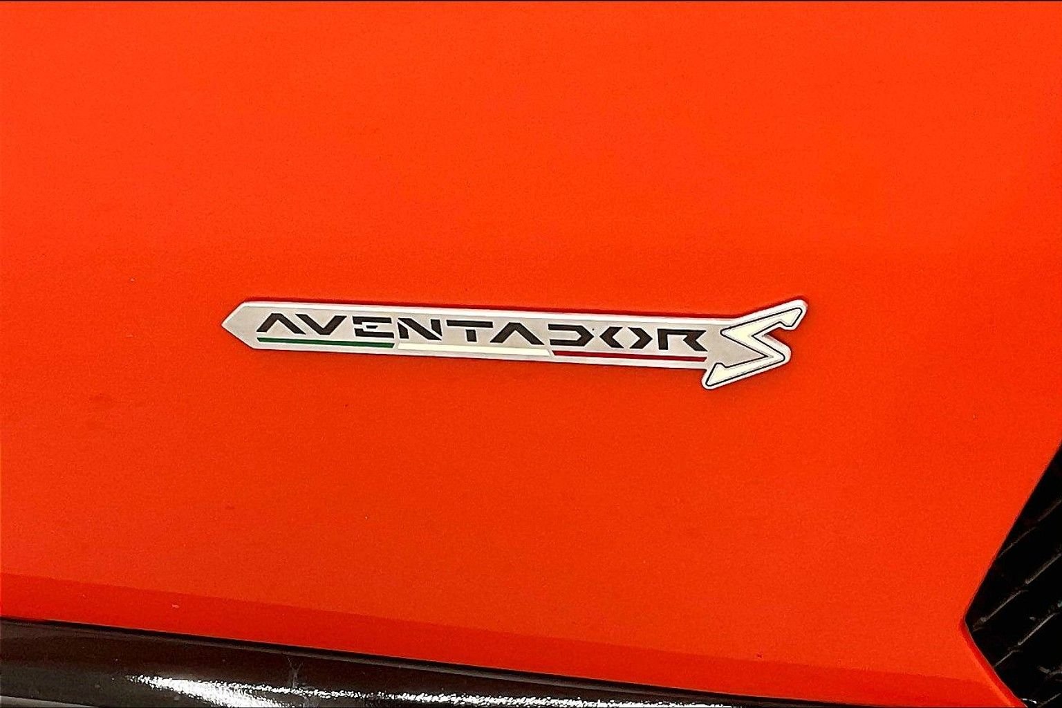 used 2018 Lamborghini Aventador S car, priced at $384,991