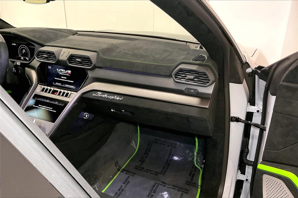 used 2024 Lamborghini Urus car, priced at $320,990