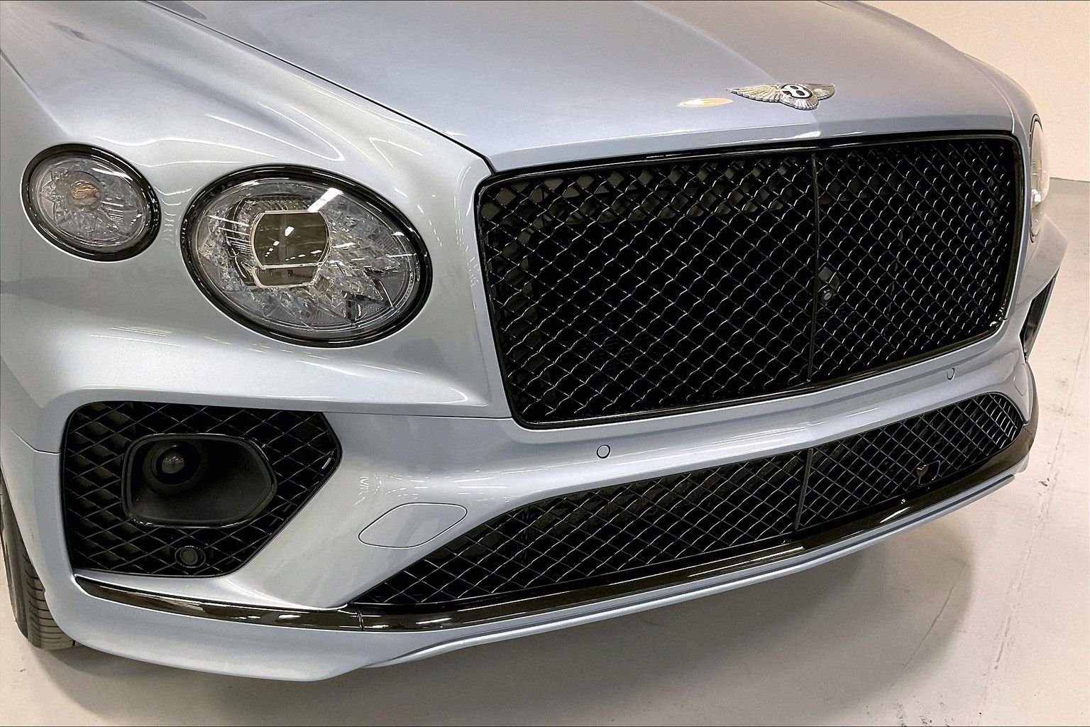 used 2023 Bentley Bentayga car, priced at $209,991