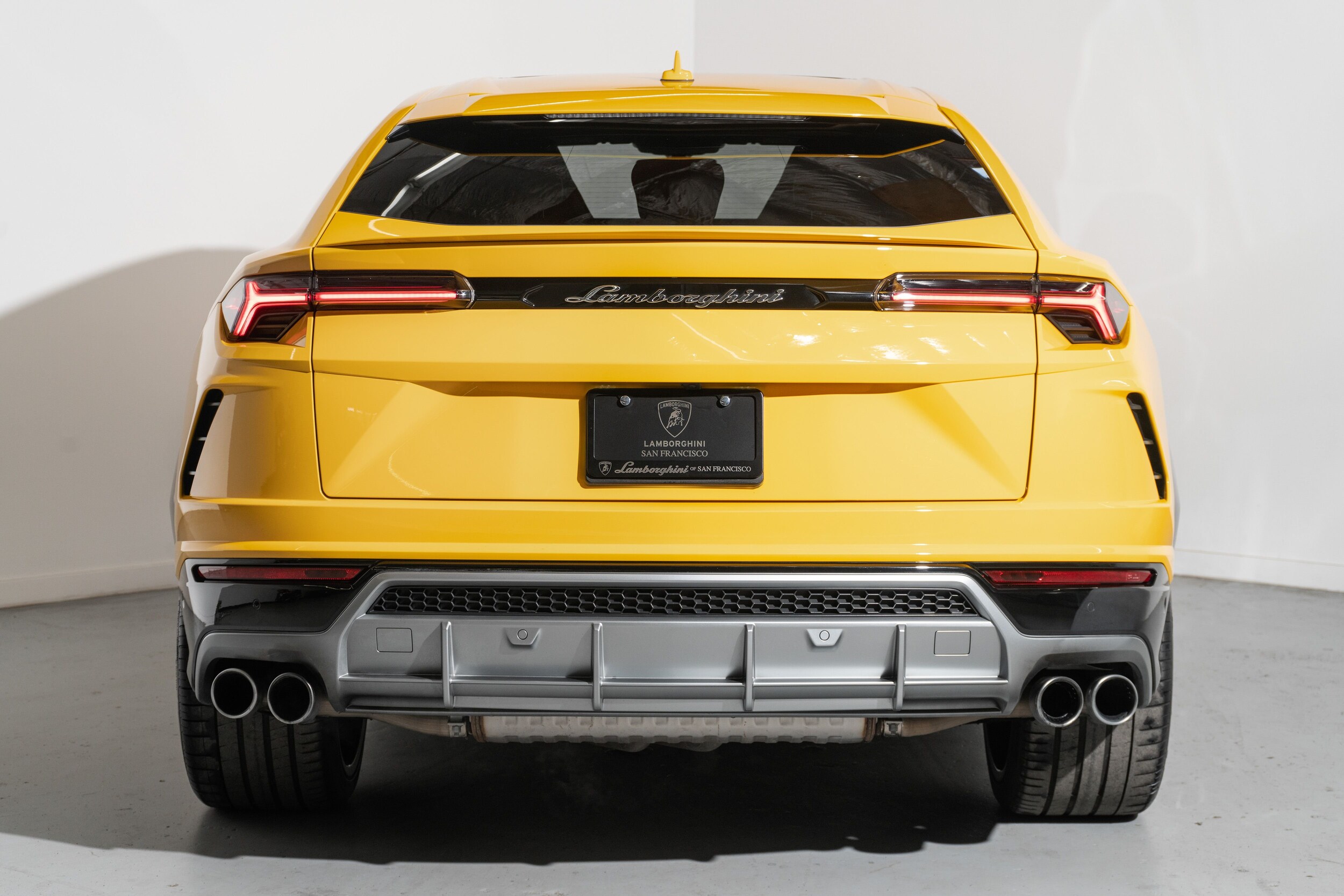 used 2021 Lamborghini Urus car, priced at $227,991
