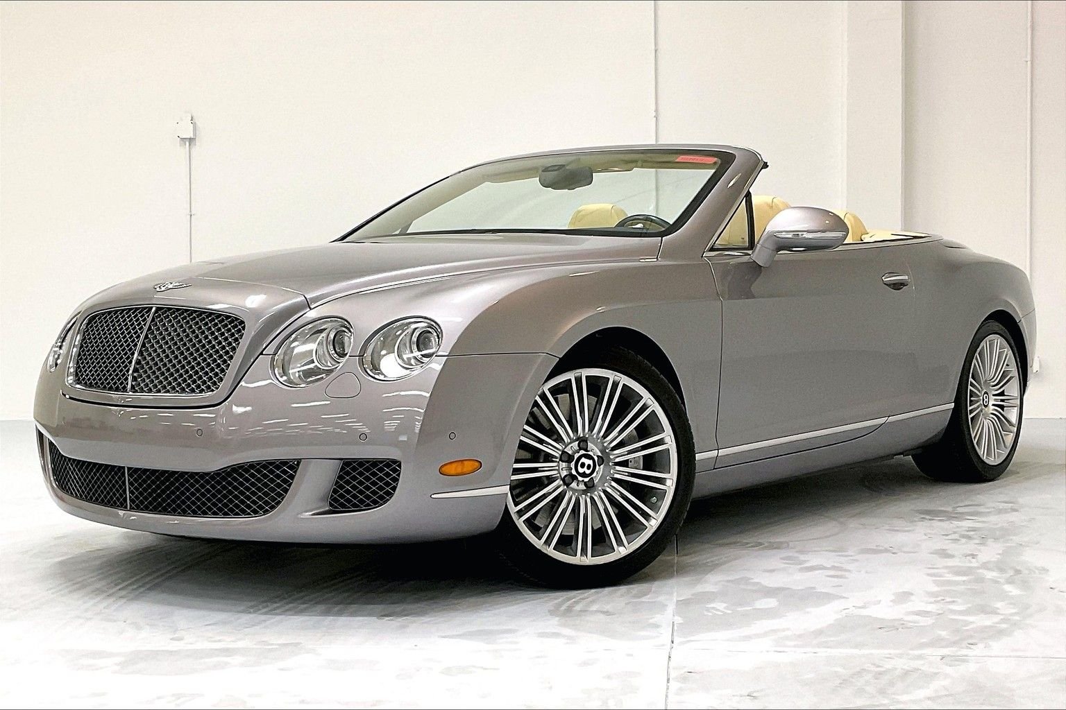 used 2010 Bentley Continental GTC Speed car, priced at $54,991