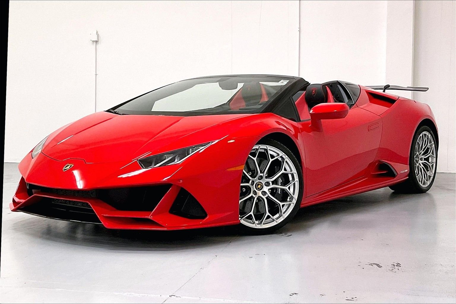 used 2023 Lamborghini Huracan EVO Spyder car, priced at $329,991