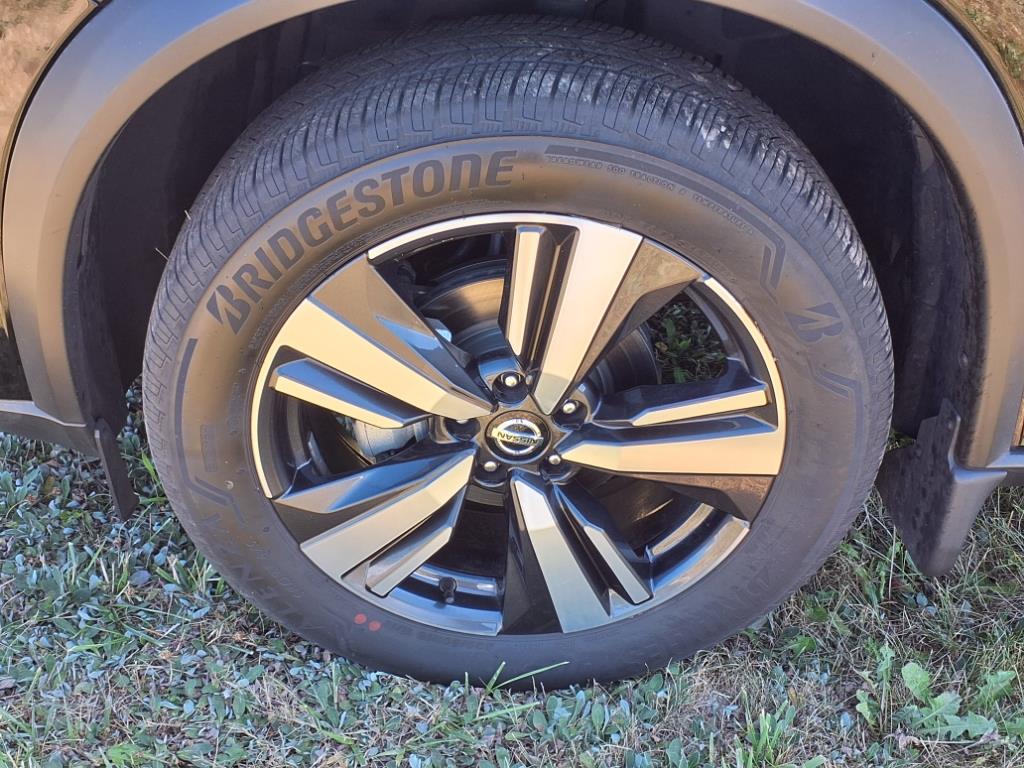 used 2021 Nissan Rogue car, priced at $29,777