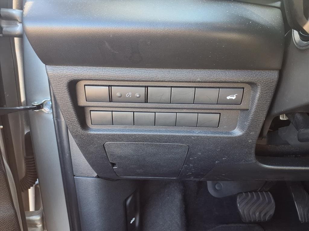 used 2024 Mitsubishi Outlander car, priced at $25,555