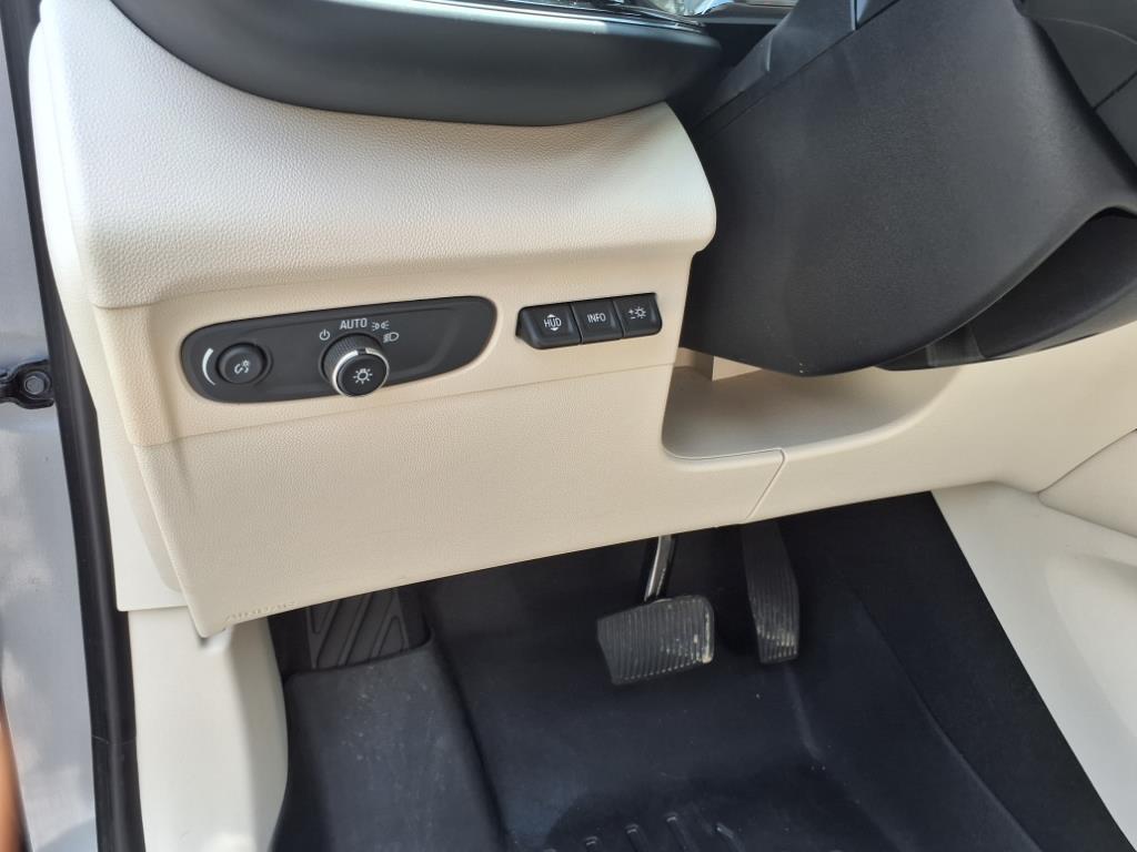 used 2021 Buick Envision car, priced at $29,333