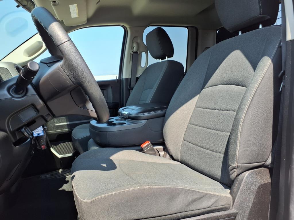 used 2022 Ram 1500 Classic car, priced at $28,999
