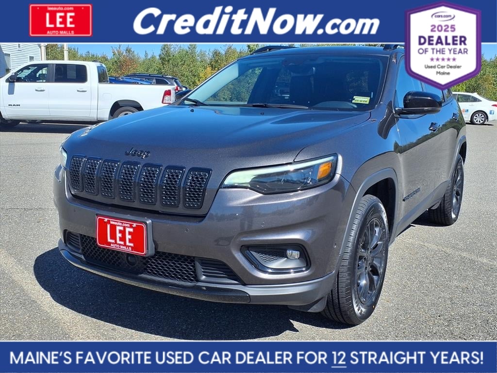 used 2023 Jeep Cherokee car, priced at $25,995