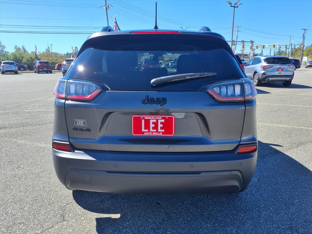 used 2023 Jeep Cherokee car, priced at $25,995