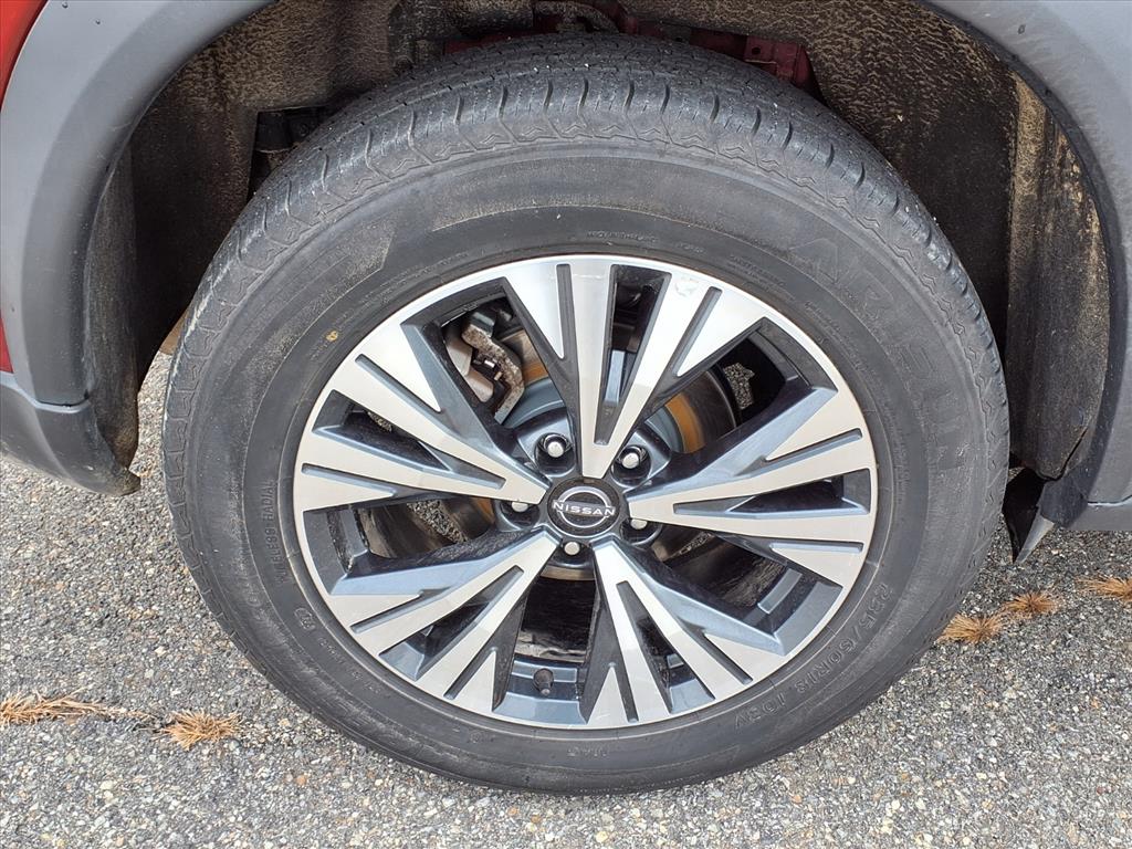 used 2023 Nissan Rogue car, priced at $23,999