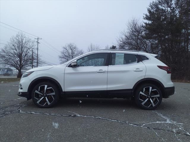 used 2022 Nissan Rogue Sport car, priced at $24,777