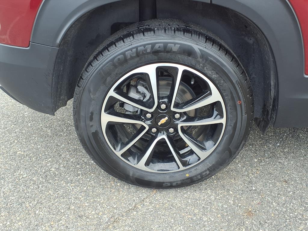 used 2024 Chevrolet TrailBlazer car, priced at $25,995