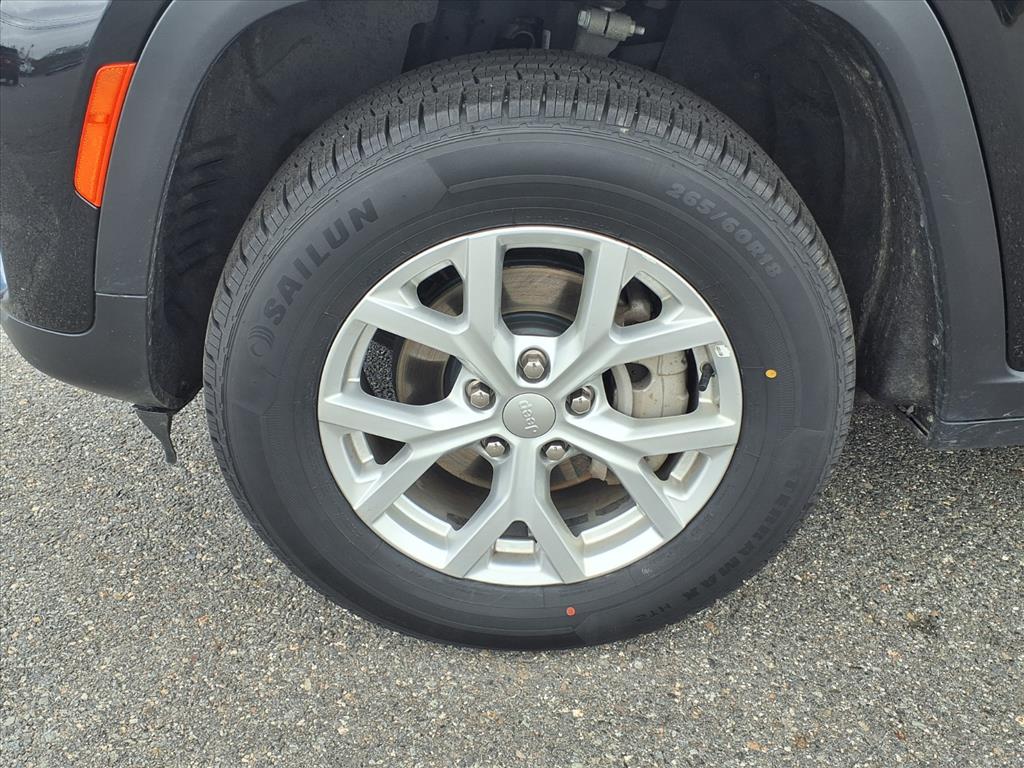 used 2023 Jeep Grand Cherokee car, priced at $32,995