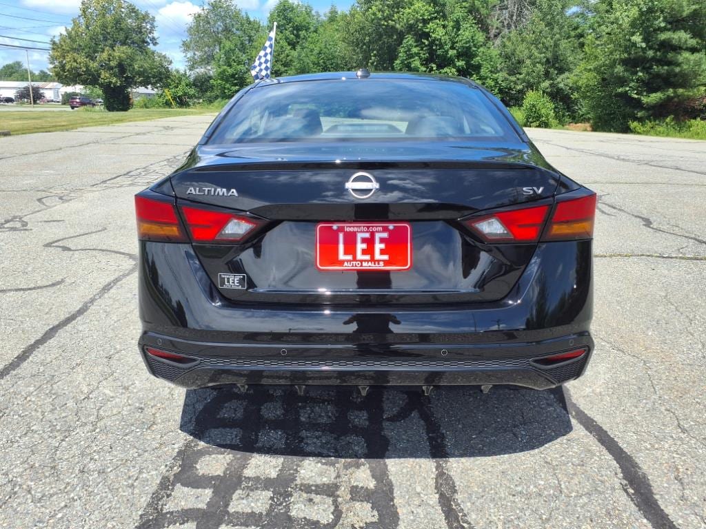 used 2023 Nissan Altima car, priced at $21,999