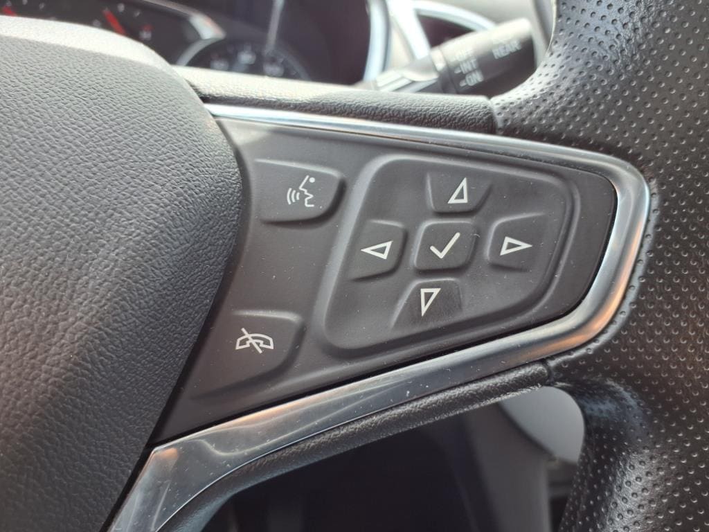 used 2021 Chevrolet Equinox car, priced at $20,995