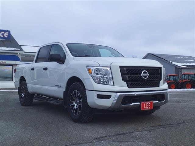 used 2022 Nissan Titan car, priced at $33,555