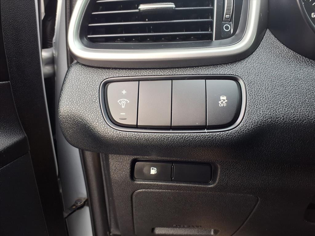 used 2017 Kia Sorento car, priced at $17,995