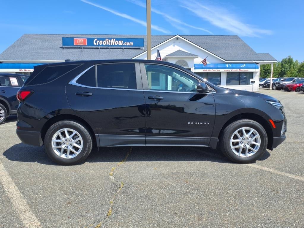 used 2022 Chevrolet Equinox car, priced at $23,888