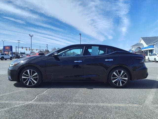 used 2021 Nissan Maxima car, priced at $22,999