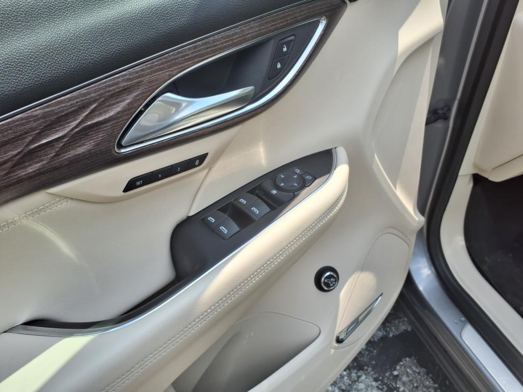 used 2021 Buick Envision car, priced at $29,333