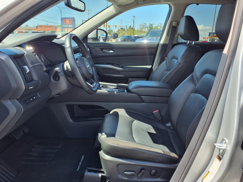 used 2022 Nissan Pathfinder car, priced at $29,777