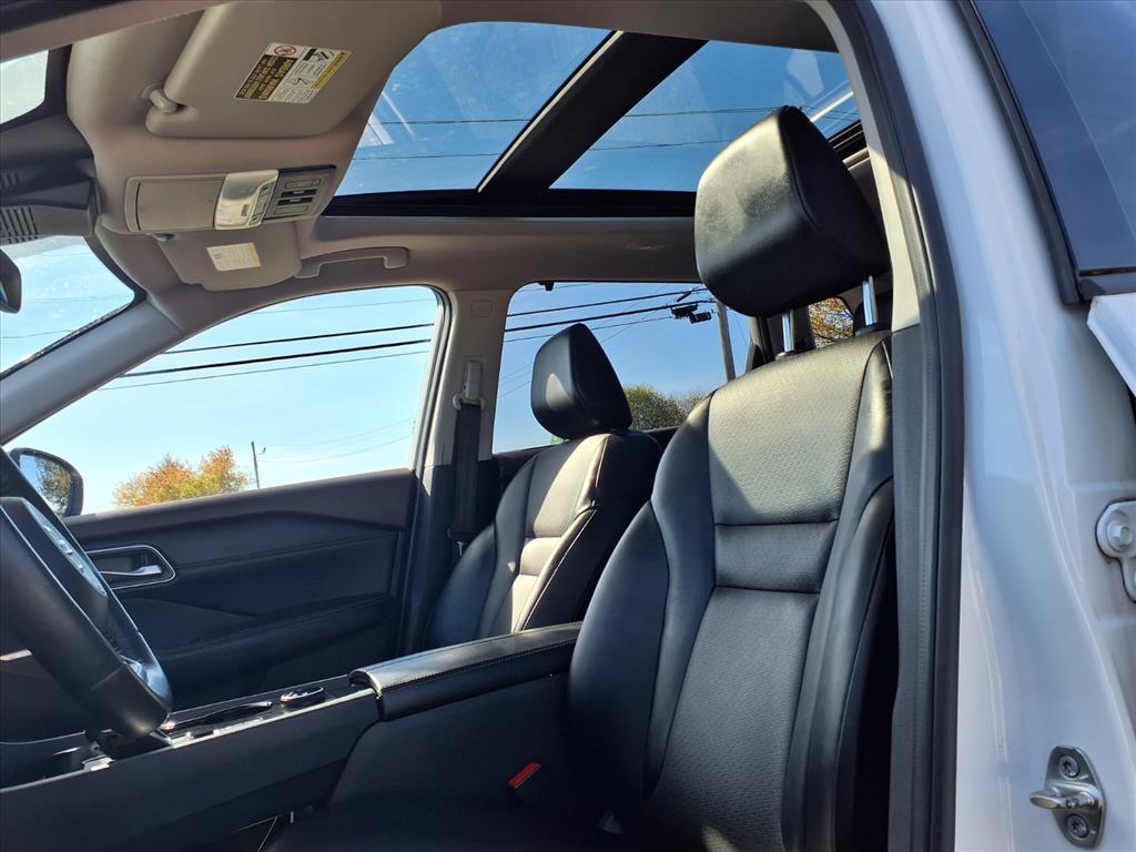 used 2021 Nissan Rogue car, priced at $22,995