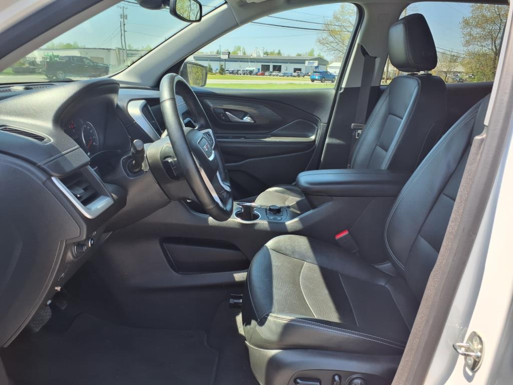 used 2023 GMC Terrain car, priced at $27,555
