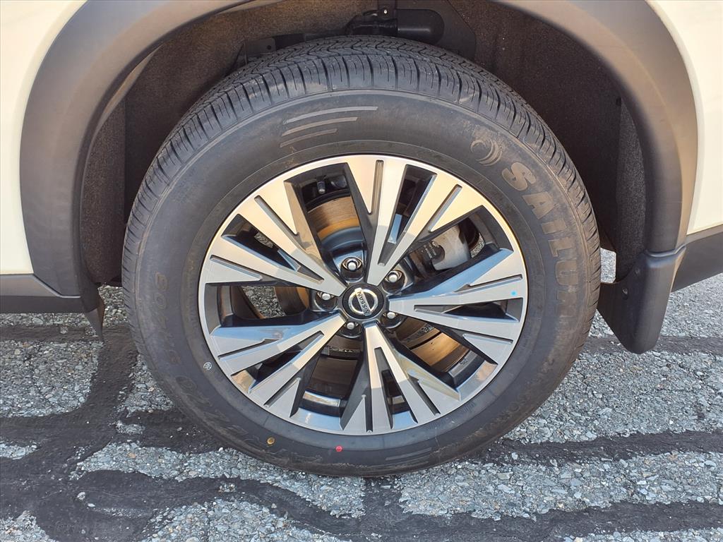 used 2021 Nissan Rogue car, priced at $22,995
