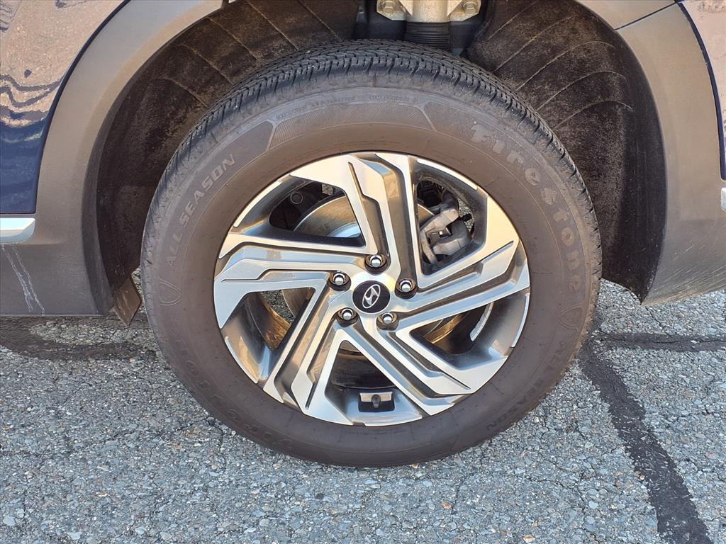 used 2023 Hyundai Santa Fe car, priced at $24,999