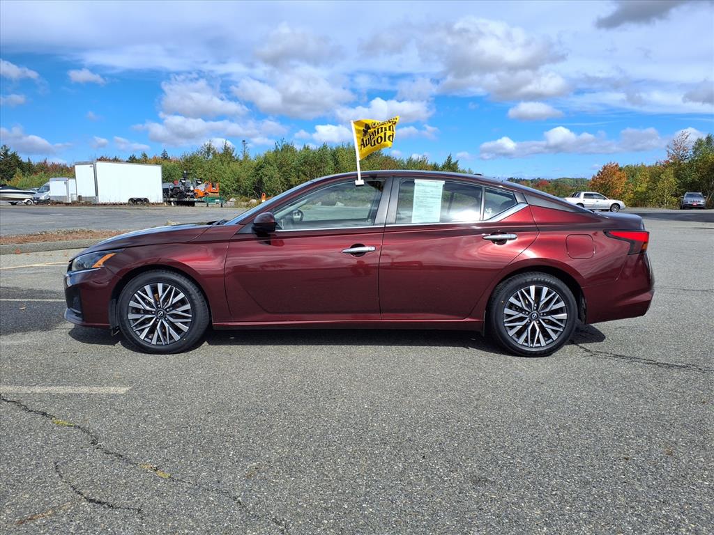 used 2023 Nissan Altima car, priced at $20,555