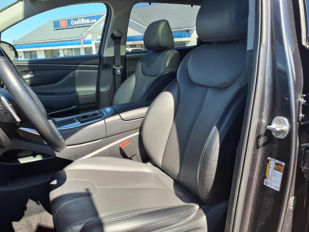 used 2023 Hyundai Santa Fe car, priced at $27,555