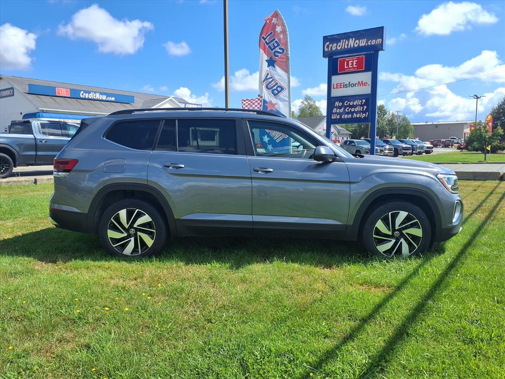 used 2024 Volkswagen Atlas car, priced at $31,999