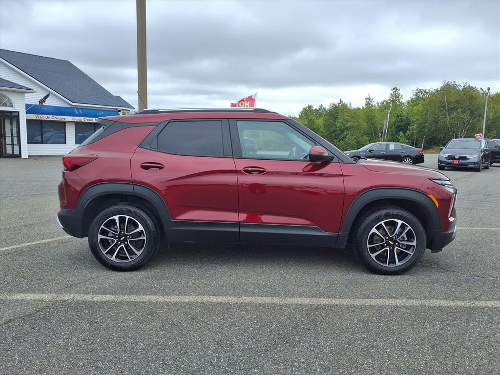 used 2024 Chevrolet TrailBlazer car, priced at $25,995