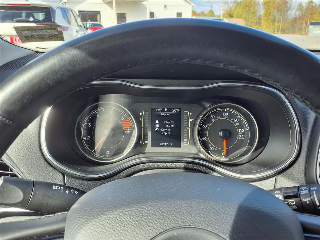 used 2020 Jeep Cherokee car, priced at $23,995