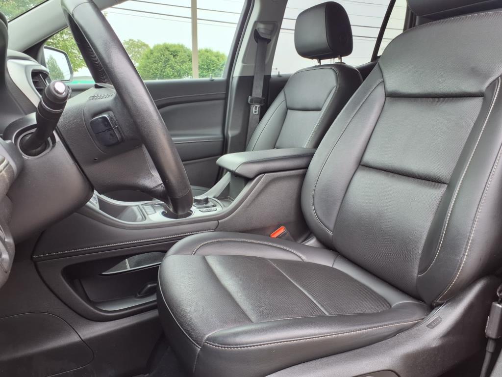 used 2022 GMC Acadia car, priced at $27,995