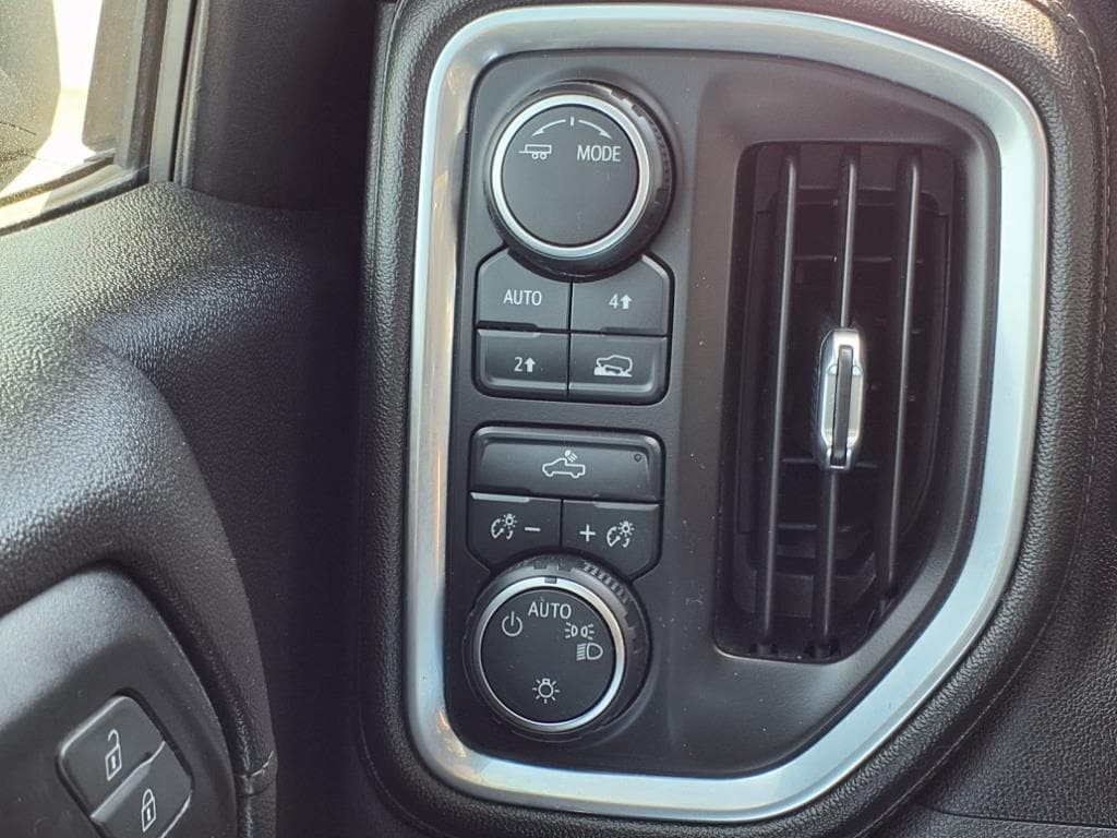 used 2020 Chevrolet Silverado 1500 car, priced at $32,995