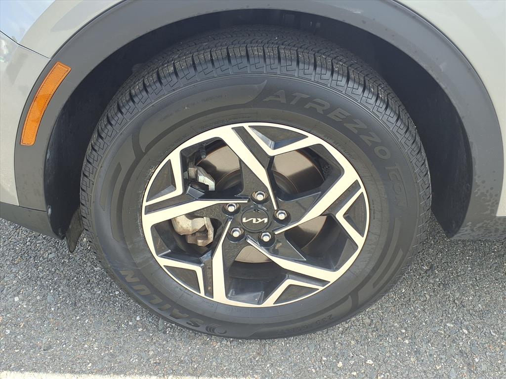 used 2024 Kia Sportage car, priced at $25,888