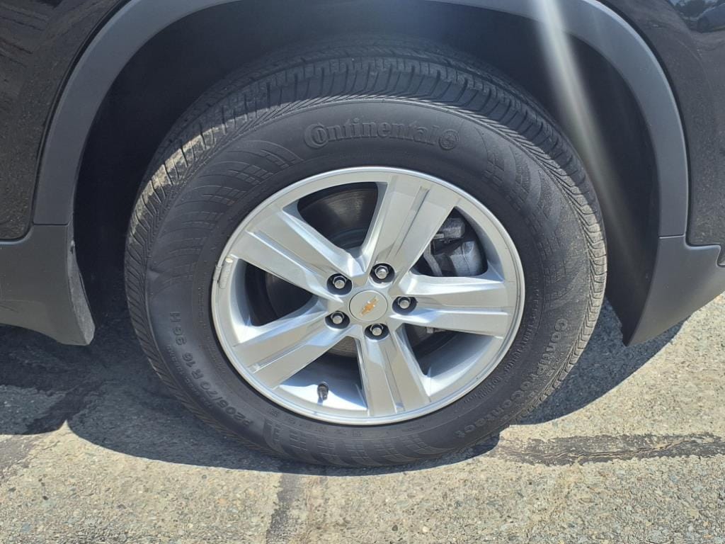 used 2022 Chevrolet Trax car, priced at $19,777